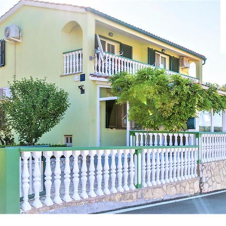 Apartment Pelicaric Sali Dugi Otok Ngoại thất bức ảnh